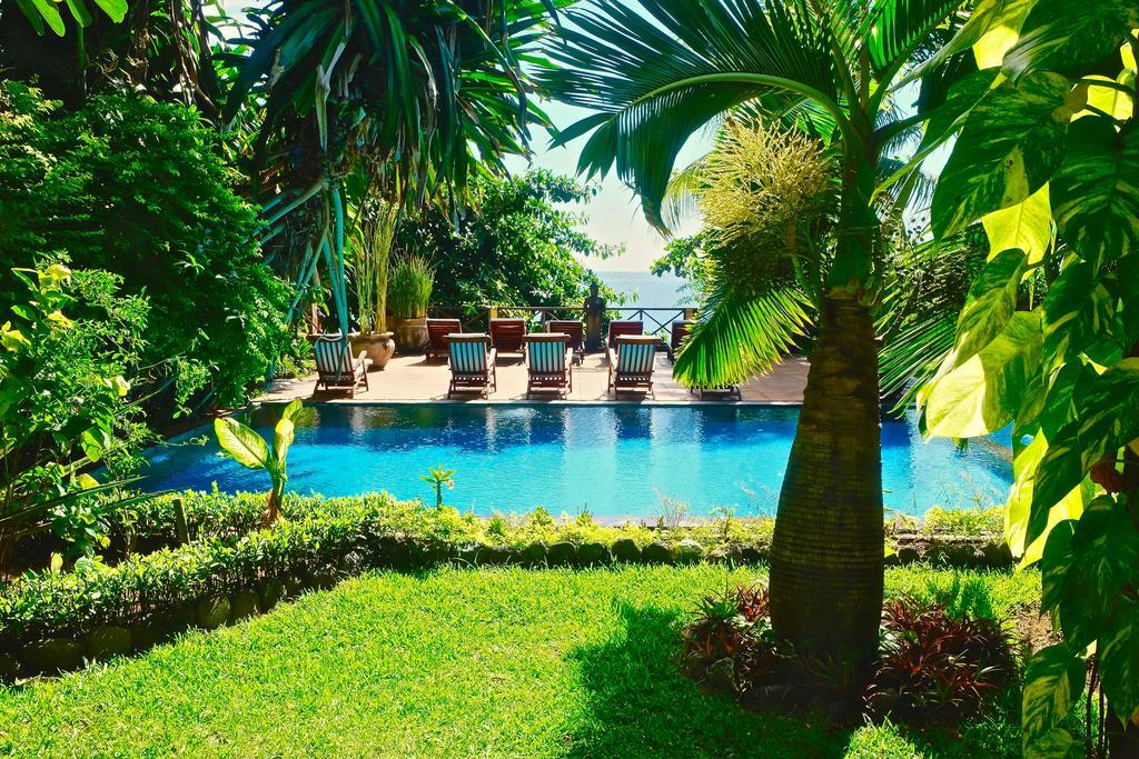 Villa Boreh Beach Resort And Spa Tejakula Exterior foto